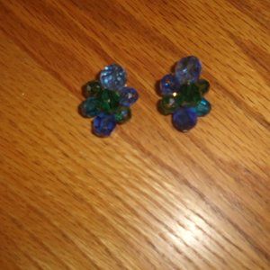 Hattie Carnegie clip earrings blue green faceted crystal glass gold tone